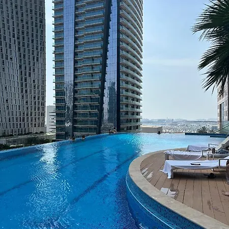 Luxury 1 Bedroom Apartment At Marina Gate Jumeirah Living دبي المظهر الخارجي الصورة